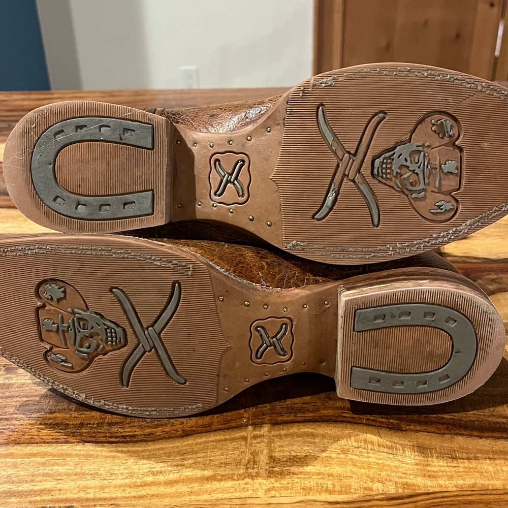 Mens Twisted X cowboy boots, 10.5D. Worn once. Paid $270. From a smoke free home - Picture 3 of 6